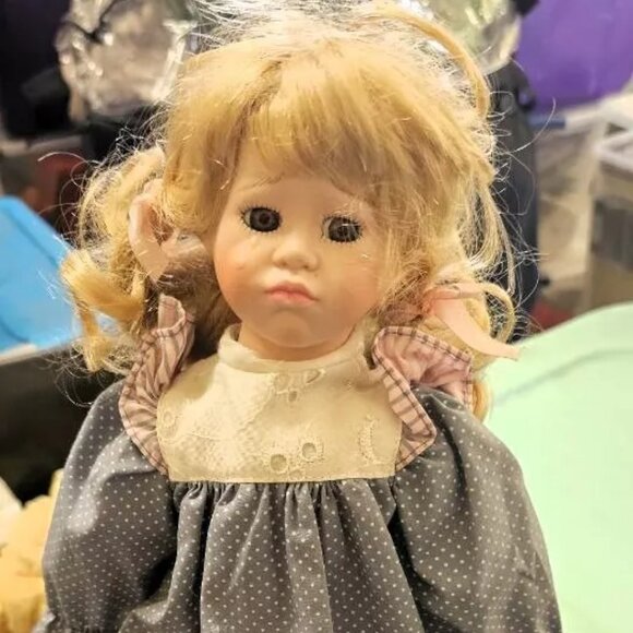 Heritage Mint Collection Porcelain Doll with Stand - Picture 1 of 5